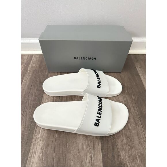 BALENCIAGA MEN'S POOL SLIDE SANDAL IN WHITE BLACK - Picture 10 of 14